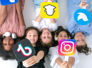 Social média : top 5 des tendances qu'il faut suivre en 2023