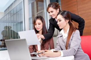 Les travailleurs en open space moins productifs ?